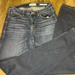 Guess sexy curve size 28